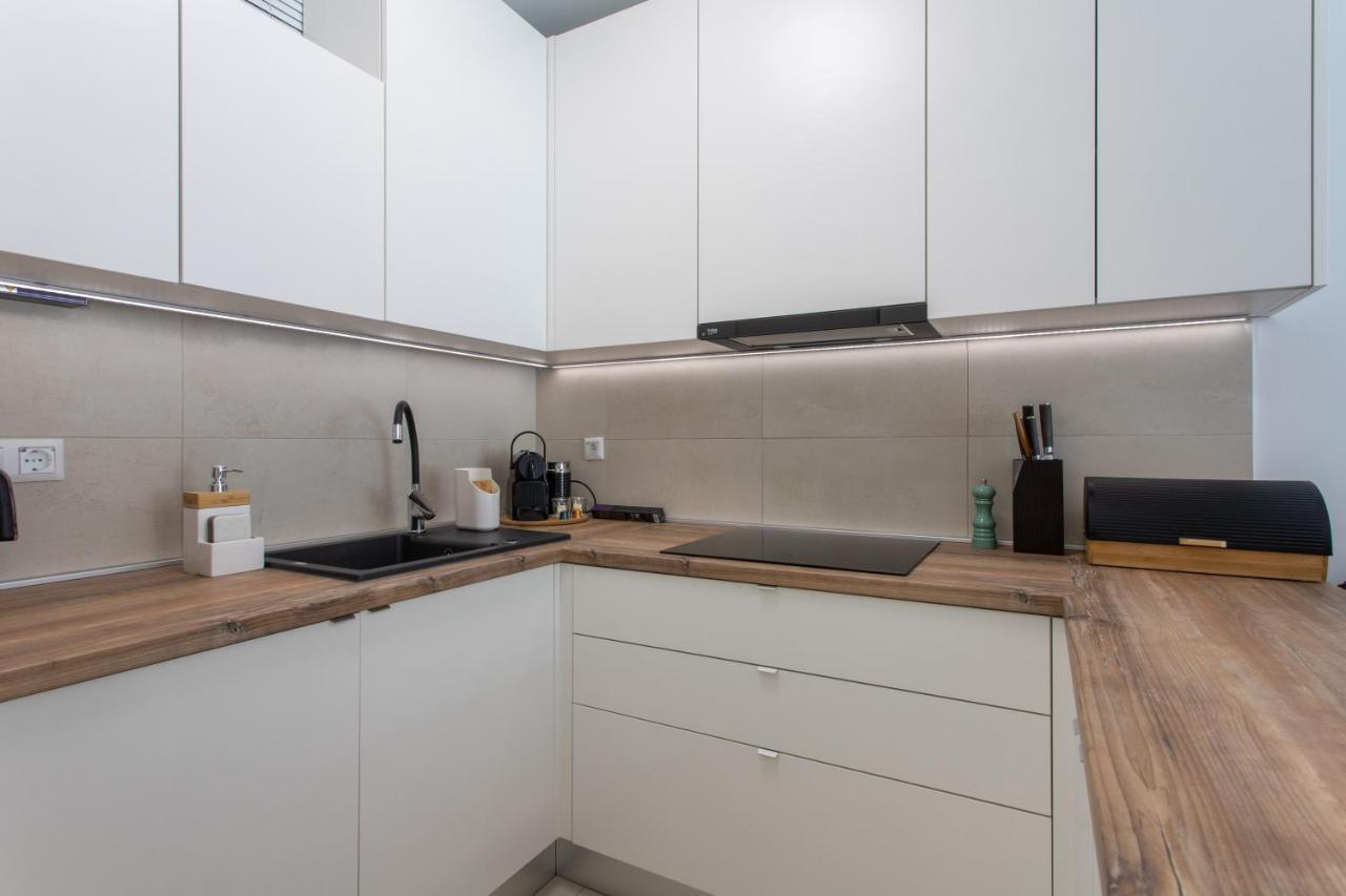 Lucky Apartment オミシュ エクステリア 写真